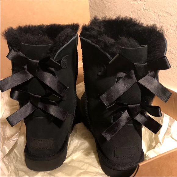 bailey bow uggs macy's